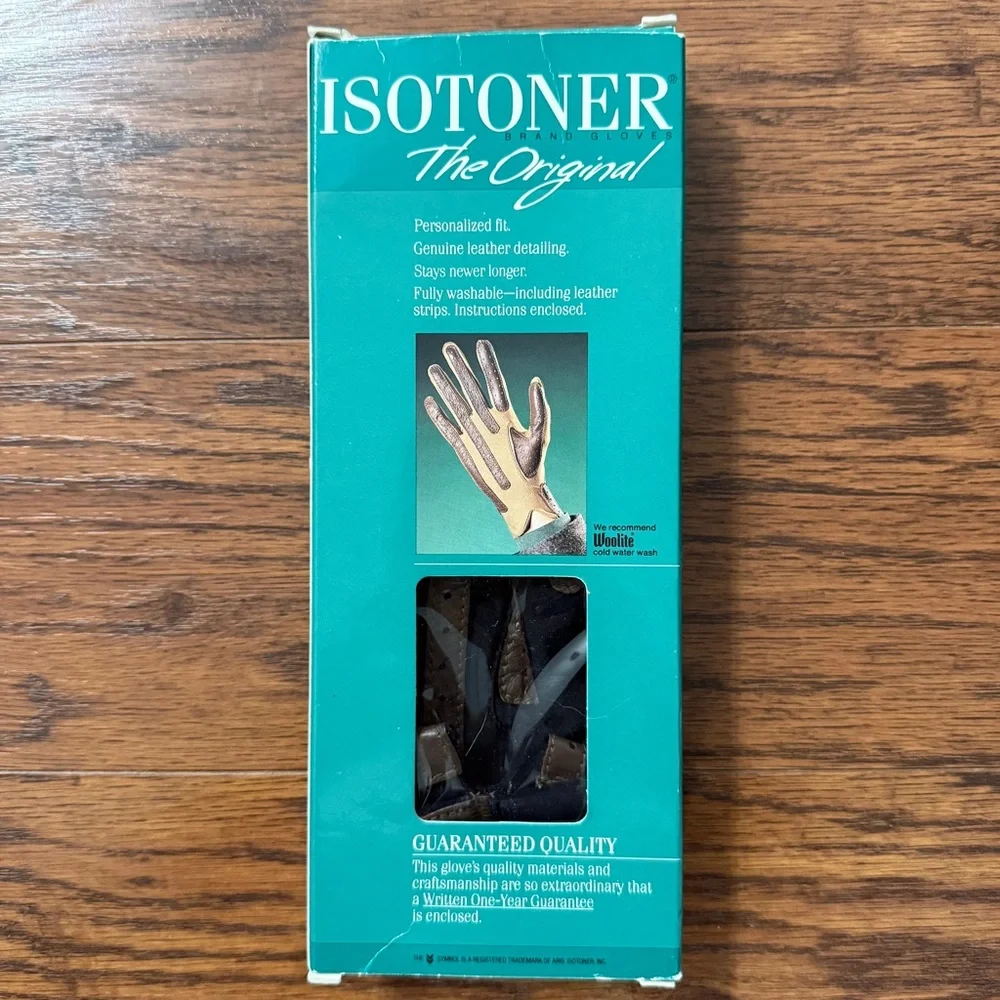 Isotoner Aris Black Mink Gloves One Size New in Box - Picture 9 of 11